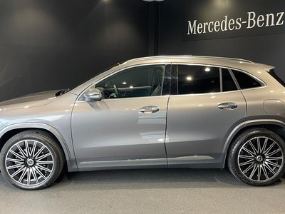 MERCEDES-BENZ GLA - 2
