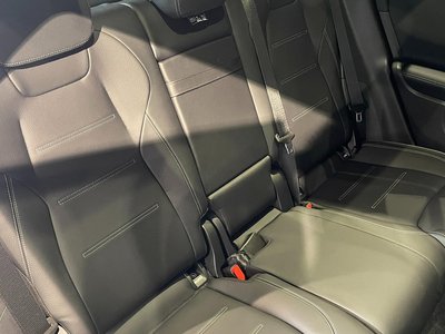 MERCEDES-BENZ GLA - 9