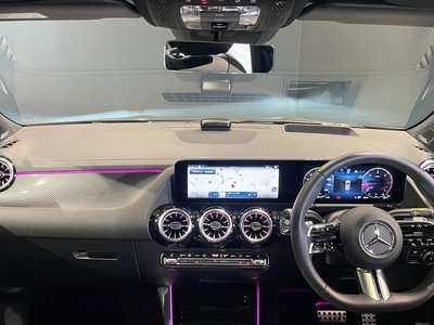 2025 Mercedes-BENZ GLA — миниатюра 16