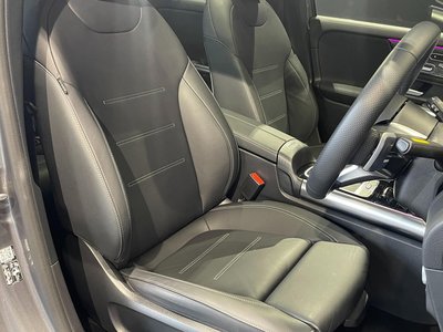 MERCEDES-BENZ GLA - 7