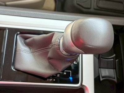 TOYOTA LAND CRUISER PRADO - 10