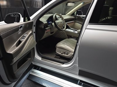 GENESIS GV80 - 10