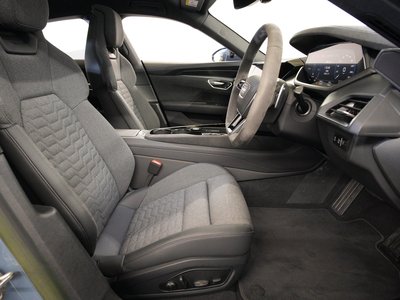 AUDI E-TRON GT QUATTRO - 9