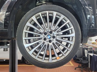 BMW X7 - 6
