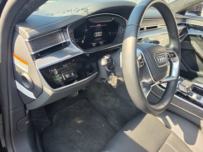 AUDI A8 - 10