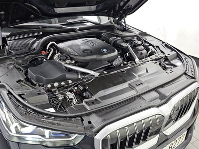 صورة 7 لـ 2024 BMW 5 SERIES