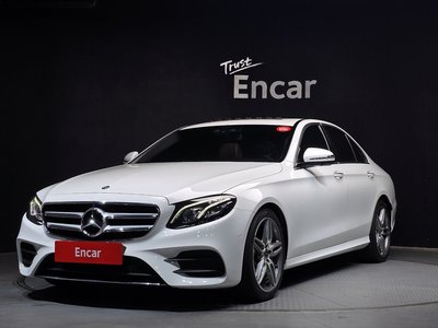 MERCEDES-BENZ E-CLASS - 1