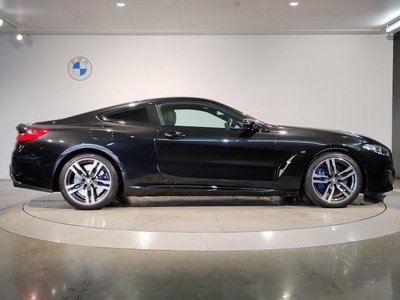 BMW 8 SERIES - 8