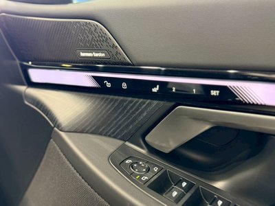 صورة مصغرة 43 لـ 2024 BMW 5 SERIES