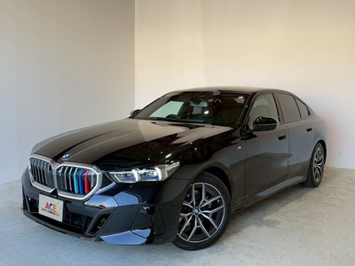 BMW 5 SERIES - 1