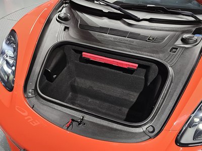 PORSCHE 718 BOXSTER - 7