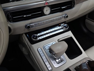 2020 Genesis G90 — миниатюра 12