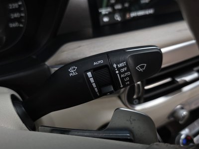2020 Genesis G90 — миниатюра 29