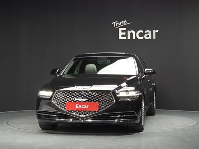 صورة 2 لـ 2020 Genesis G90