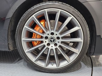 MERCEDES-BENZ E-CLASS - 6