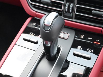 2026 Porsche MACAN — миниатюра 72