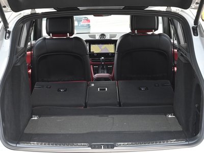 2026 Porsche MACAN — миниатюра 38