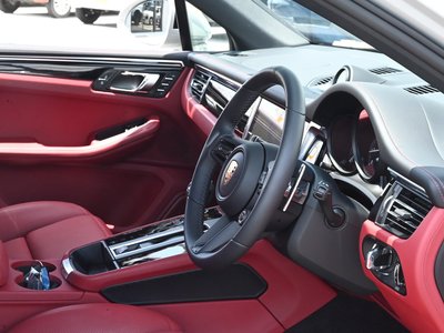 2026 Porsche MACAN — миниатюра 44