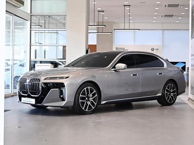 BMW 7 SERIES - 1