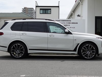 BMW X7 - 10
