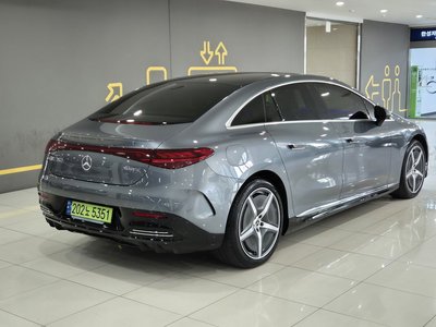 MERCEDES-BENZ EQE - 3