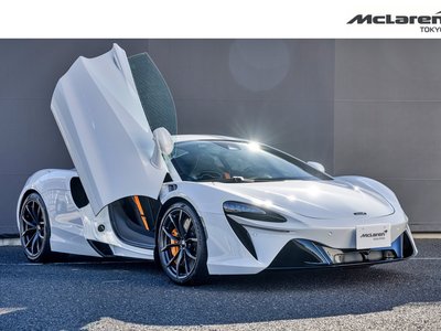 MCLAREN ARTURA - 2