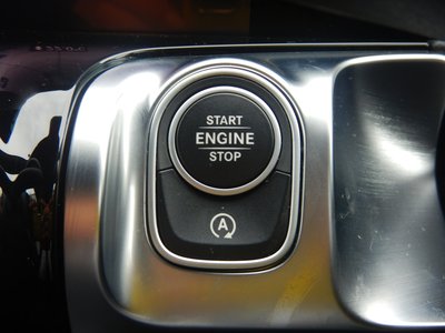 2025 Mercedes-BENZ GLB — миниатюра 49