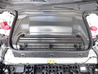 MERCEDES-BENZ EQE - 10