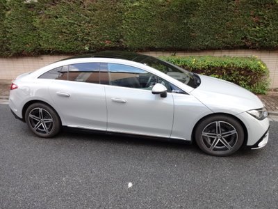 MERCEDES-BENZ EQE - 6