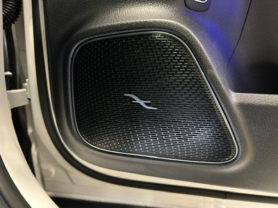2025 Mercedes-BENZ GLA — миниатюра 19