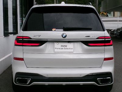BMW X7 - 7