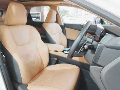 صورة مصغرة 42 لـ 2022 Lexus NX
