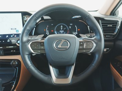 صورة مصغرة 21 لـ 2022 Lexus NX