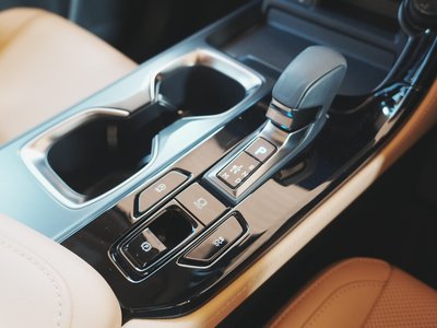 صورة مصغرة 33 لـ 2022 Lexus NX