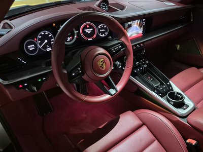 صورة 9 لـ 2022 Porsche 911
