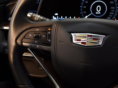 CADILLAC ESCALADE - 10