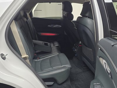 صورة مصغرة 18 لـ 2022 Genesis ELECTRIFIED GV70