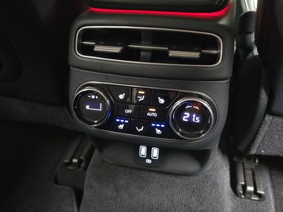 صورة مصغرة 33 لـ 2022 Genesis ELECTRIFIED GV70