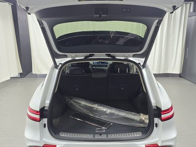 صورة مصغرة 34 لـ 2022 Genesis ELECTRIFIED GV70