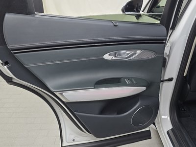 صورة مصغرة 16 لـ 2022 Genesis ELECTRIFIED GV70