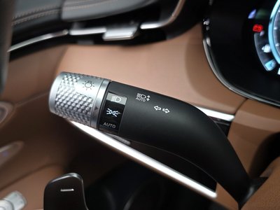 2024 Genesis GV70 — миниатюра 27