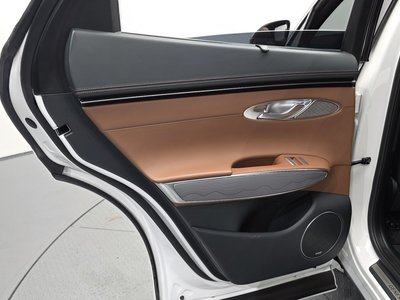 2024 Genesis GV70 — миниатюра 15
