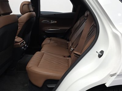 2024 Genesis GV70 — миниатюра 16