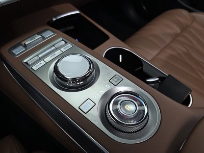 2024 Genesis GV70 — миниатюра 12