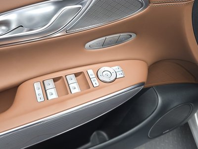 2024 Genesis GV70 — миниатюра 30