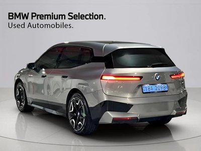 BMW IX - 5