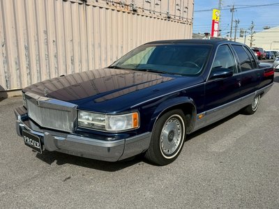 CADILLAC FLEETWOOD - 10