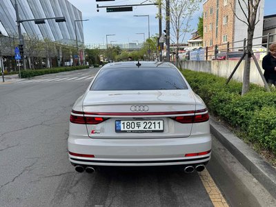 AUDI S8 - 6