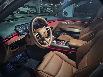 2025 Genesis GV70 thumbnail 20