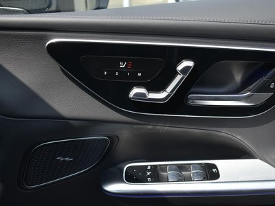 MERCEDES-BENZ GLC - 5